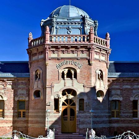 Ybl Apartment City Center Székesfehérvár 外观 照片