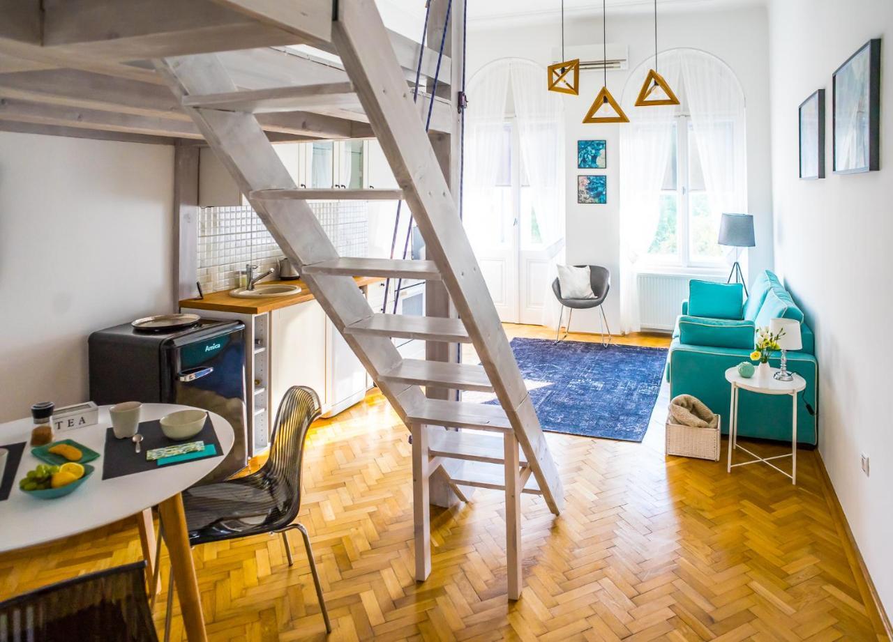 Ybl Apartment City Center Székesfehérvár 外观 照片
